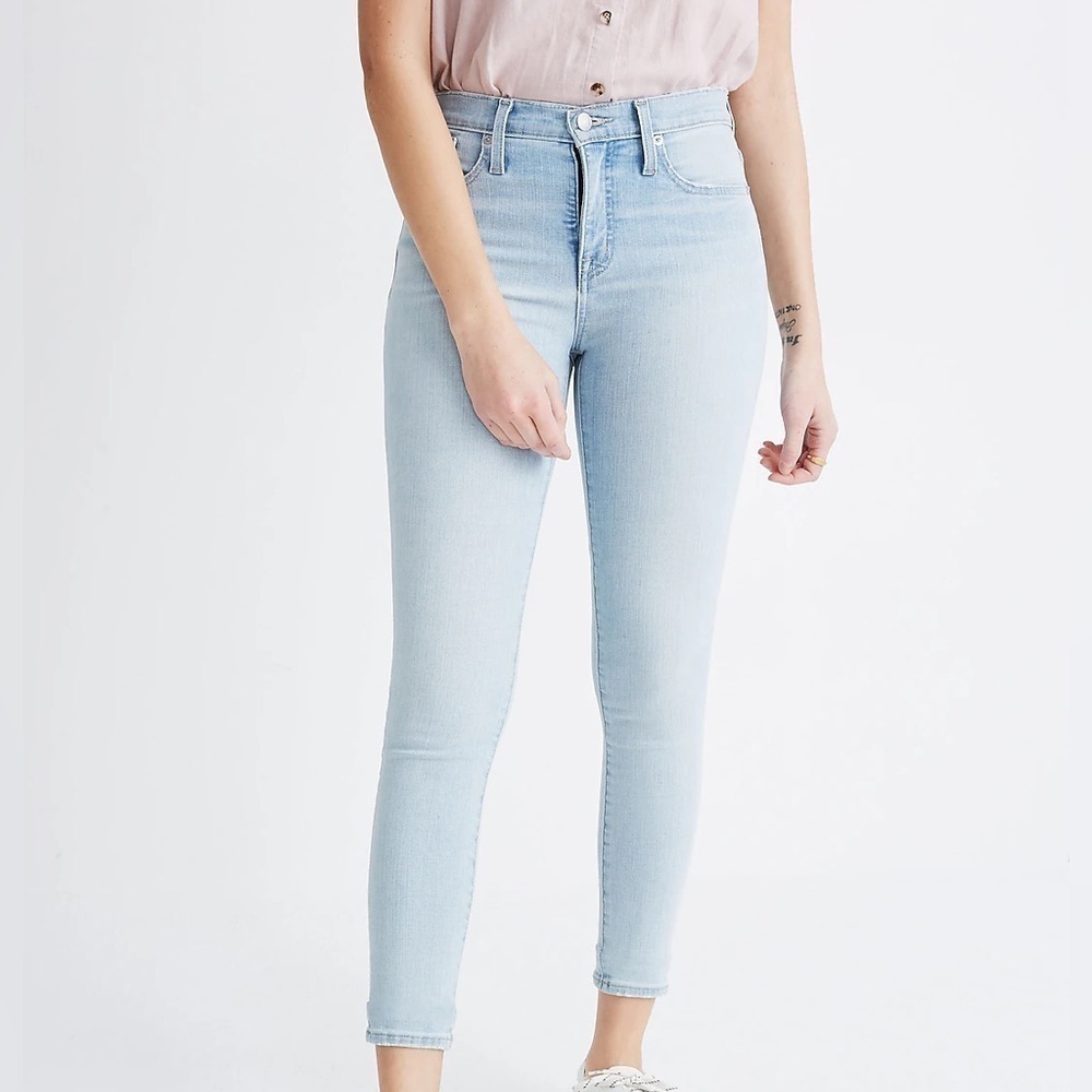 Madewell Women’s Mid Rise Light Wash Skinny Crop Jeans Size 29
